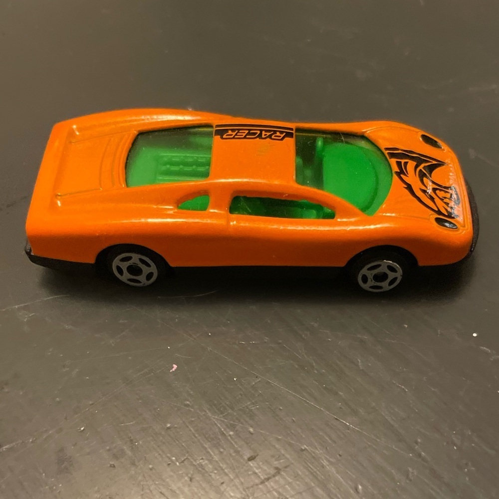 Greenbrier 9809 Sports Coupe Bright Orange Die Cast Toy Car Jaguar XJ220 1/64